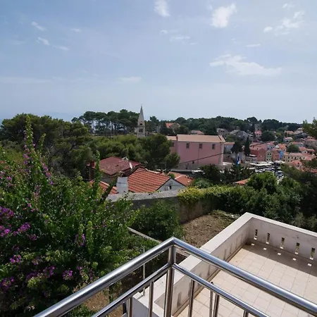 Bastinac 2 بيت ضيافة Veli Lošinj
