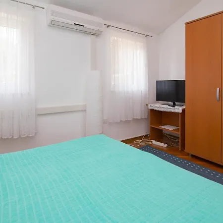 Bastinac 2 Gostinjska kuća