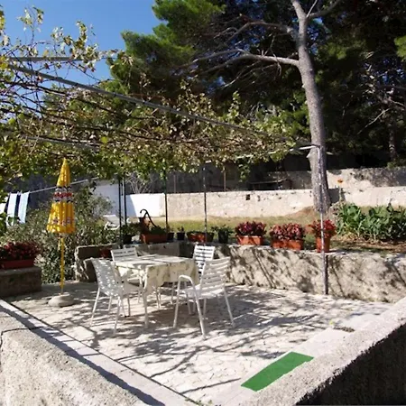 Guest house Bastinac 2 3*